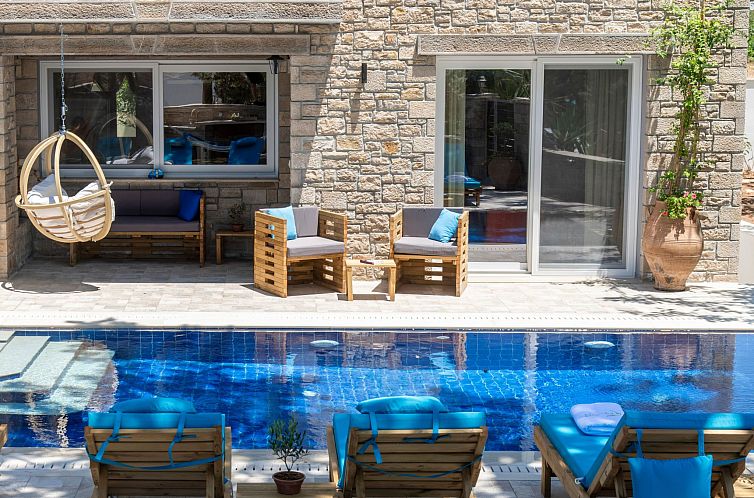 Vakantiehuis Luxuriöses Ferienhaus mit heizbarem Infinitypo