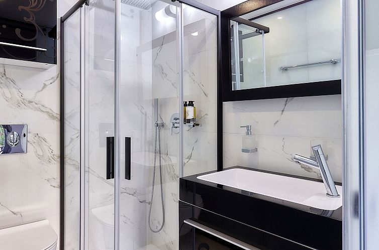 Appartement Villa Callisto mit 4 Schlafzimmern am Meer