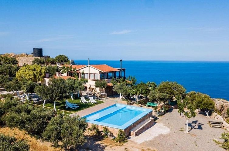 Vrijstaande woning in Kolymvari