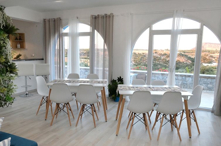 Vrijstaande woning in Skaleta