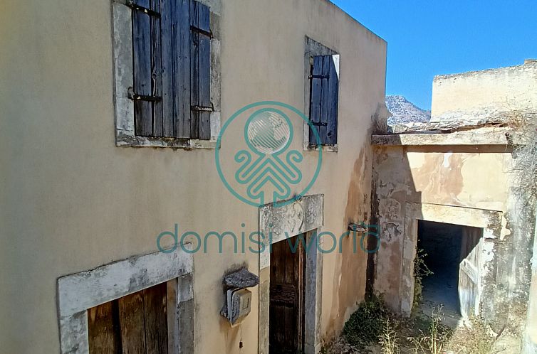 Geschakelde woning in Tilisos