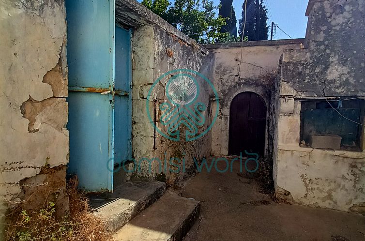 Geschakelde woning in Tilisos