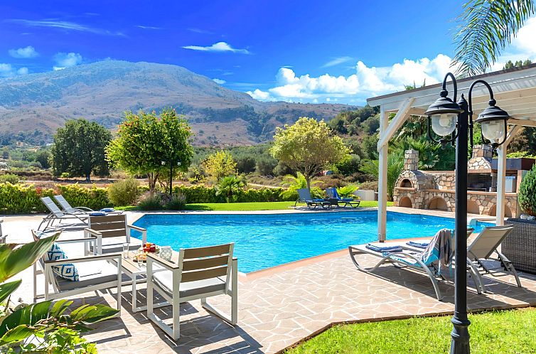 Vakantiehuis Mirsini Villa Privater Pool Jacuzzi
