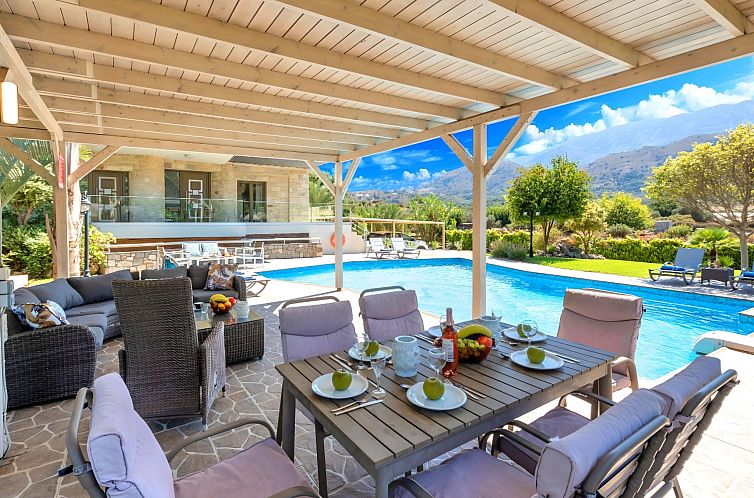 Vakantiehuis Mirsini Villa Privater Pool Jacuzzi