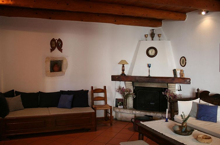 Vakantiehuis in Douliana mit Großem Balkon