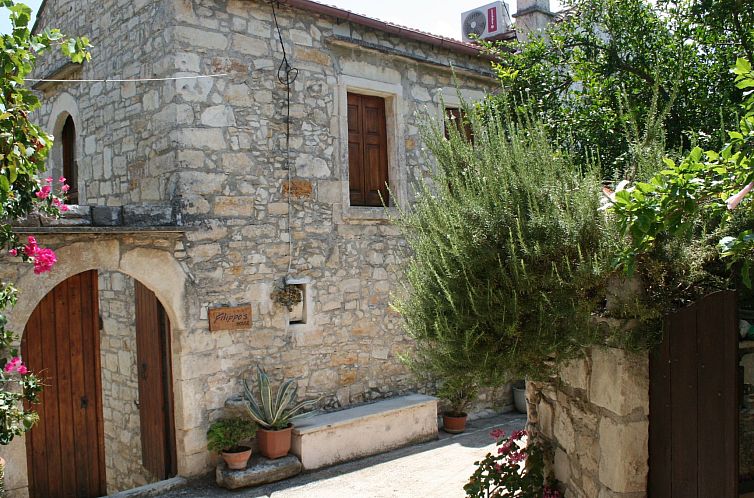 Vakantiehuis in Douliana mit Großem Balkon