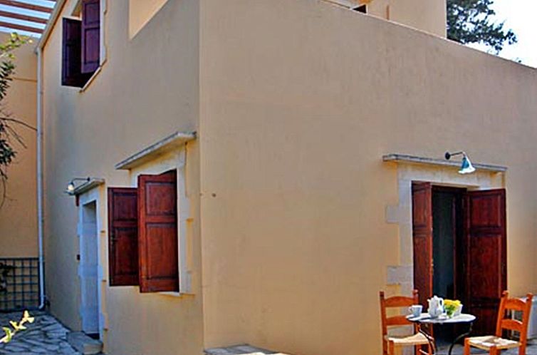 Appartement mit Terrasse und Balkon