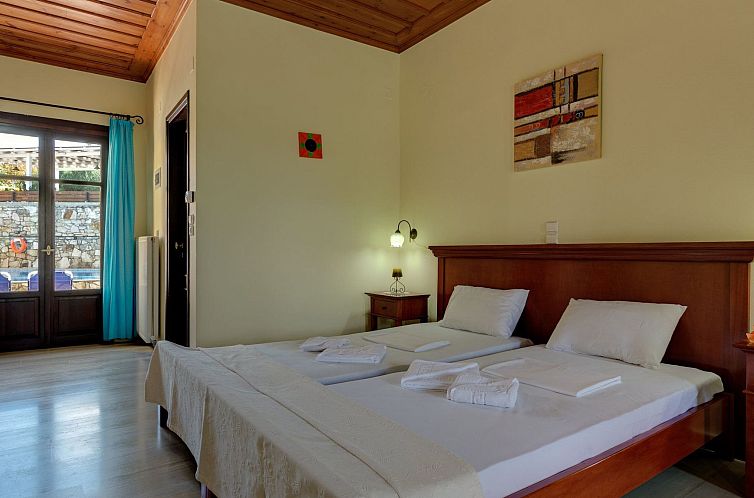 Appartement Studio mit zwei Balkonen