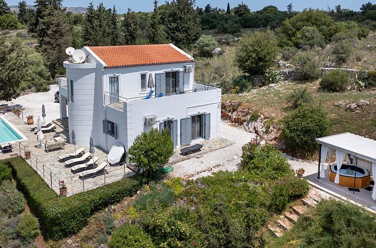 Vakantiehuis Villa vacanze "Agave Creta" con piscina privata