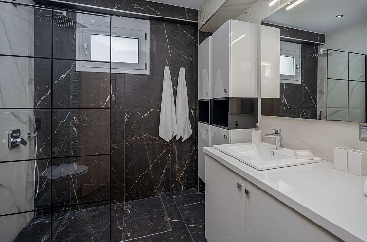 Vakantiehuis Villa mit Grillplatz und privatem beheiztem Poo