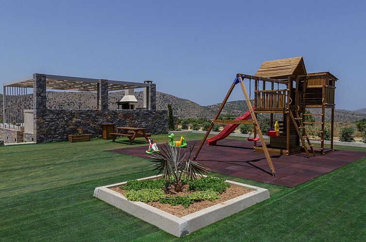 Vakantiehuis Villa mit Grillplatz und privatem beheiztem Poo