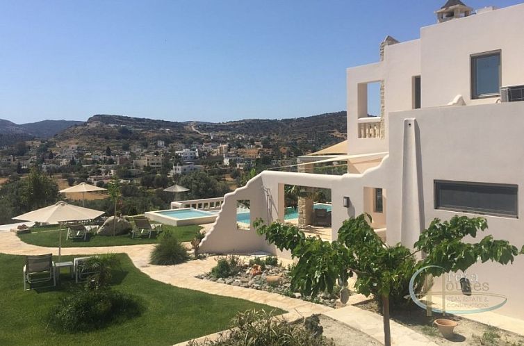 Vrijstaande woning in Pitsidia