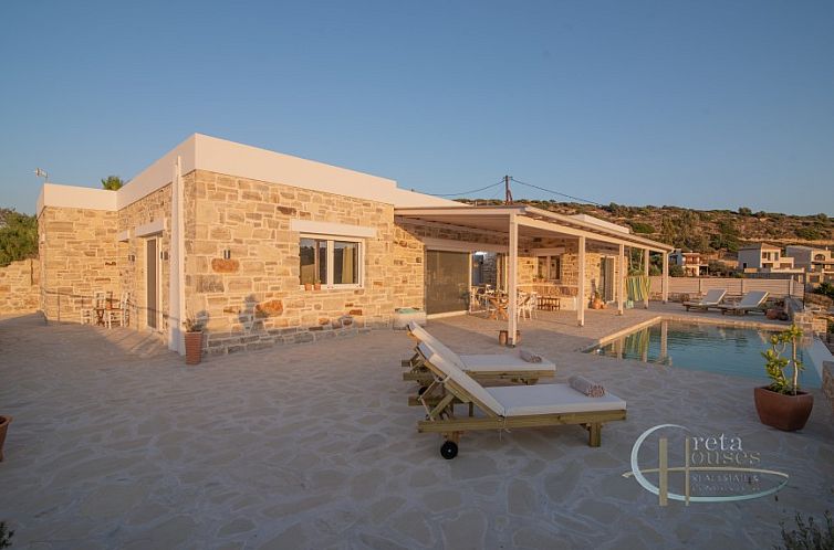 Vrijstaande woning in Pitsidia