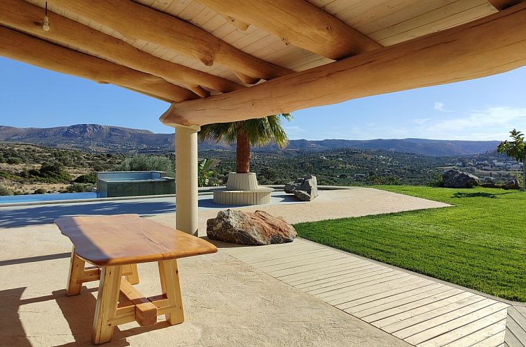 Vrijstaande woning in Pitsidia