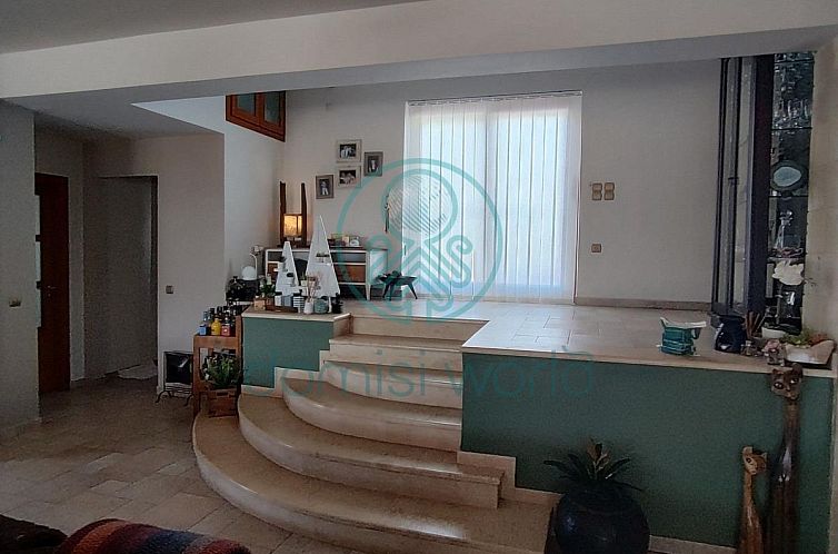 Vrijstaande woning in Makrigialos