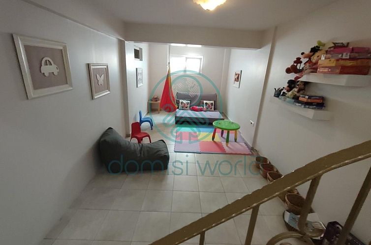 Geschakelde woning in Makrigialos