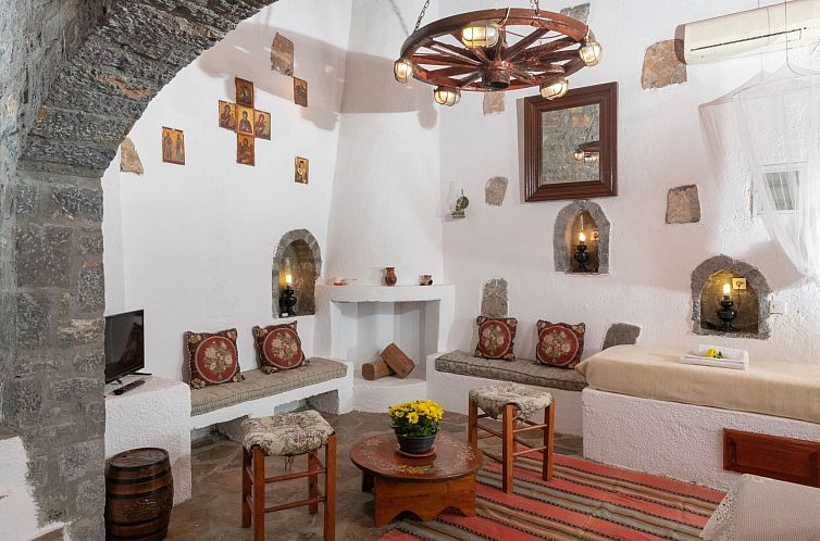 Vakantiehuis Steinhaus Erato Privater Pool Landschaftliche K