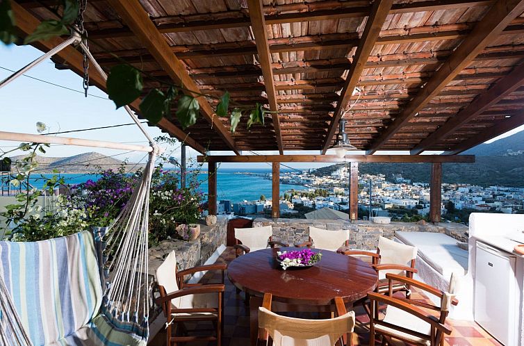 Vakantiehuis Meerblick-Ferienhaus Argyro in Mavrikiano.