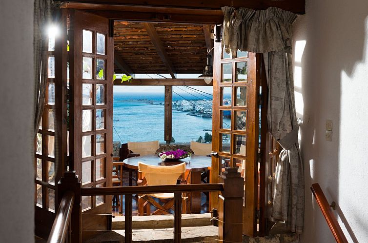 Vakantiehuis Meerblick-Ferienhaus Argyro in Mavrikiano.