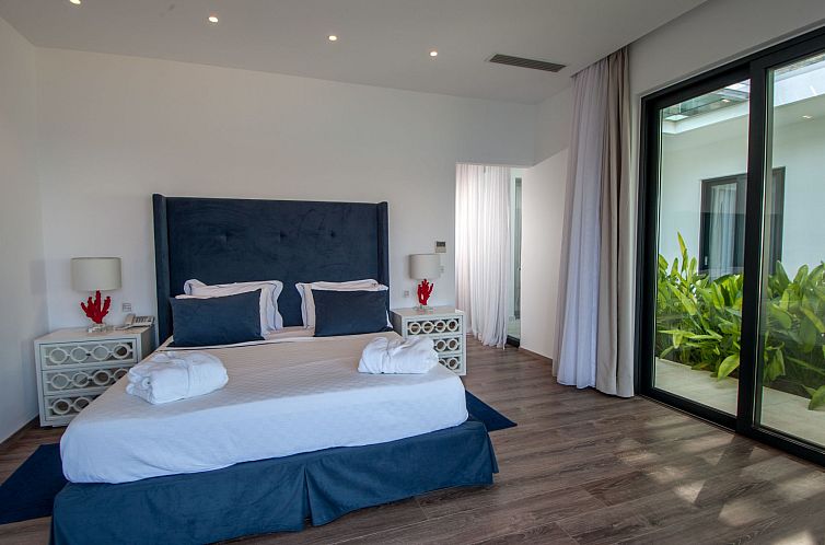 Vakantiehuis "Villa Dimitra" mit Infinity Pool
