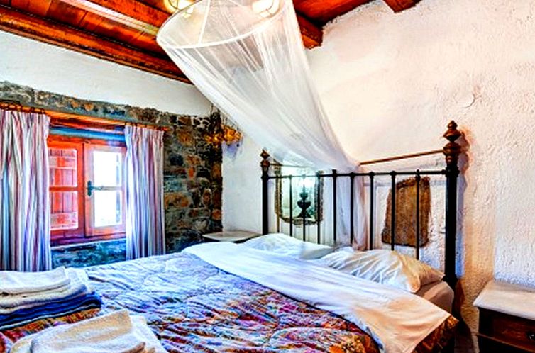 Vakantiehuis Authentisches kretisches Steinhaus Clio mit Aus