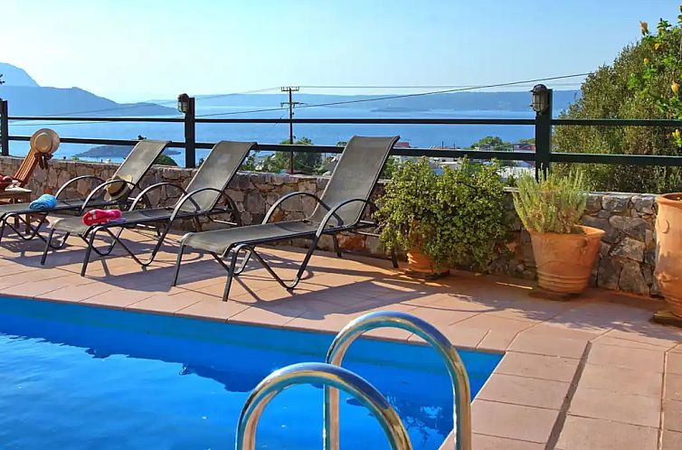 Villa Nester