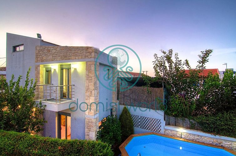 Geschakelde woning in Pigi