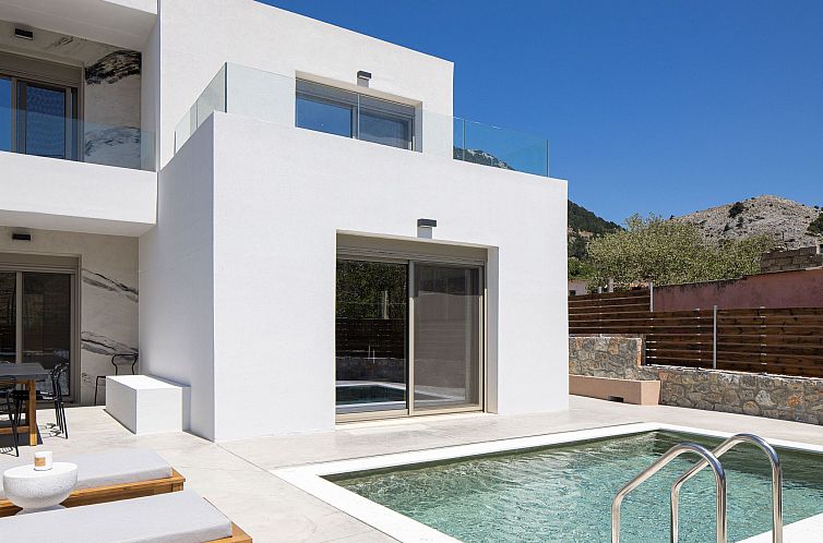 Vakantiehuis Imbros Villa lll -''Gratis''Beheizter Pool in d