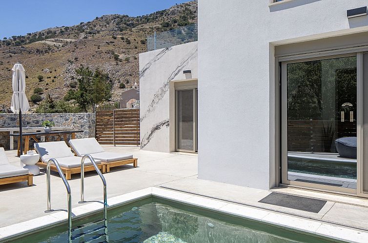 Vakantiehuis Imbros Villa I -''Gratis''BeheizterPool und Ruh