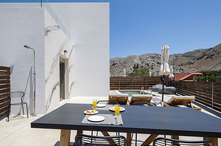 Vakantiehuis Imbros Villa I -''Gratis''BeheizterPool und Ruh