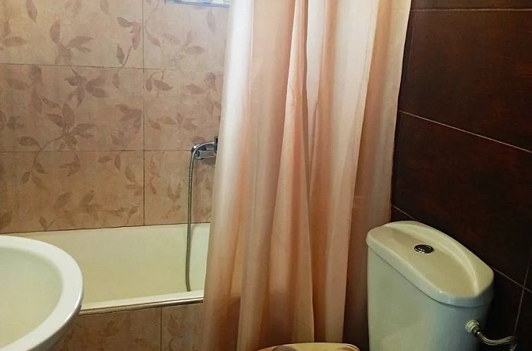 Geschakelde woning in Analipsi