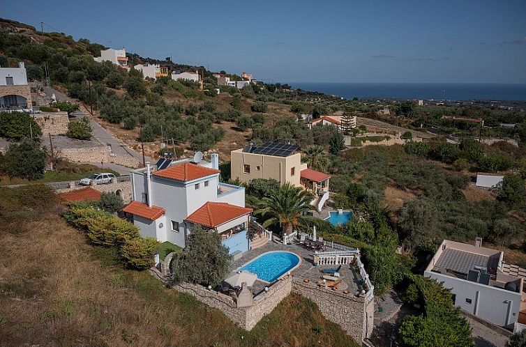 Vrijstaande woning in Agia Triada
