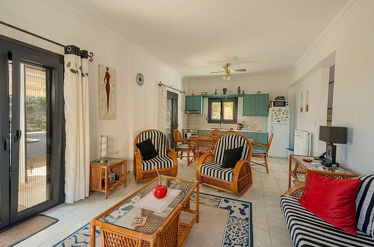 Vrijstaande woning in Agia Triada