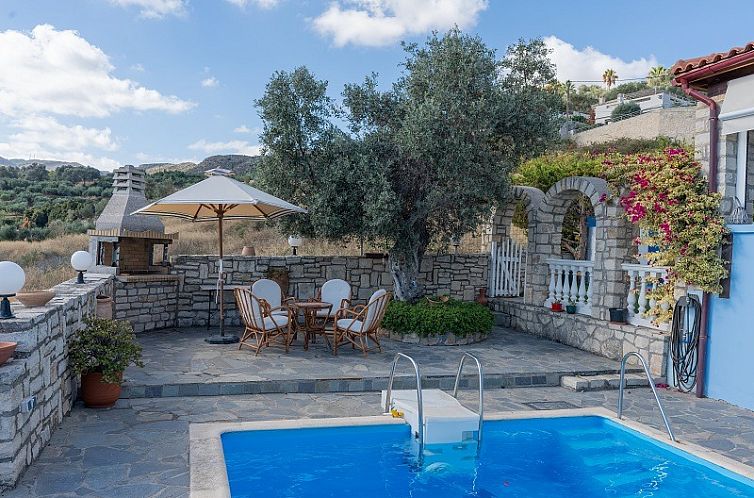 Vrijstaande woning in Agia Triada