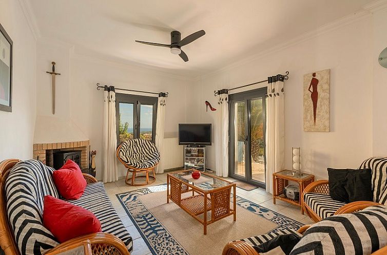 Vrijstaande woning in Agia Triada