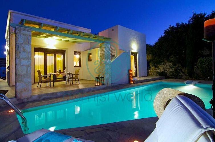 Vrijstaande woning in Agia Triada