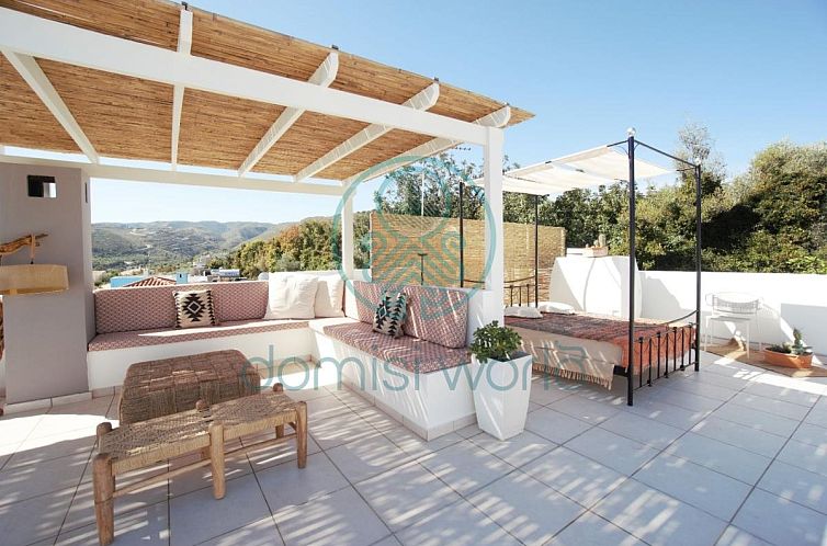 Vrijstaande woning in Agia Triada