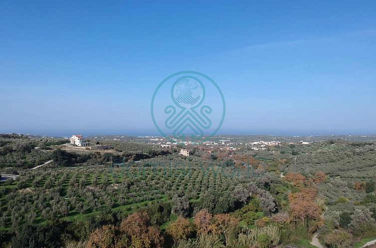 Geschakelde woning in Agia Triada