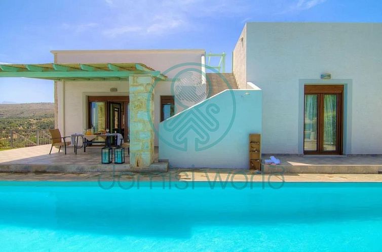 Vrijstaande woning in Agia Triada