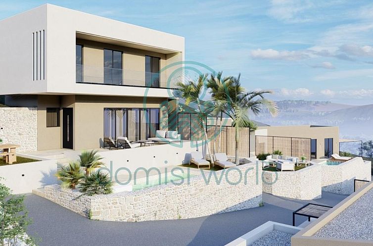 Vrijstaande woning in Agia Triada