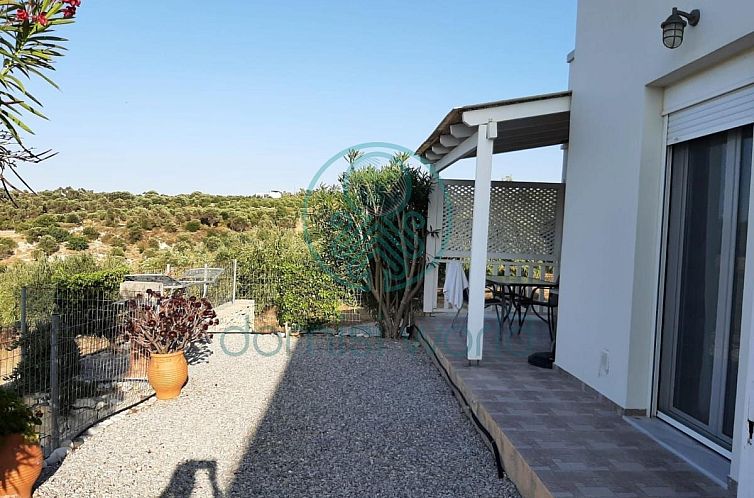 Geschakelde woning in Agia Triada