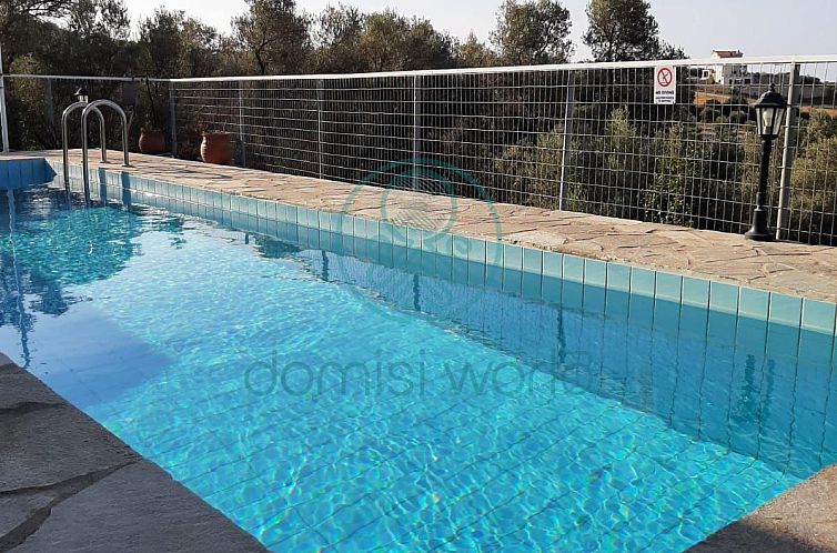 Geschakelde woning in Agia Triada