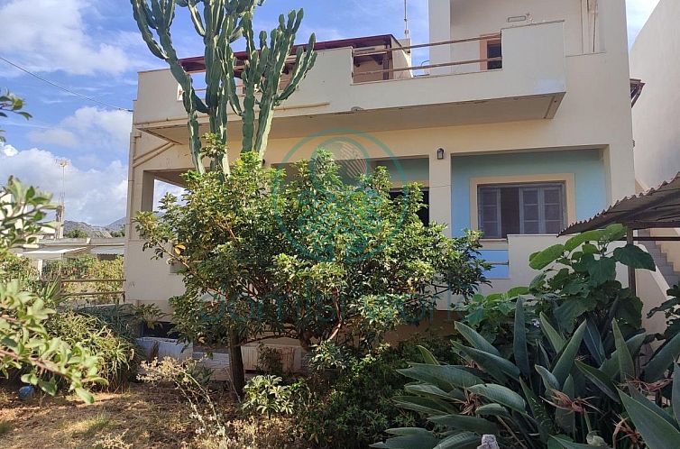 Geschakelde woning in Sisi