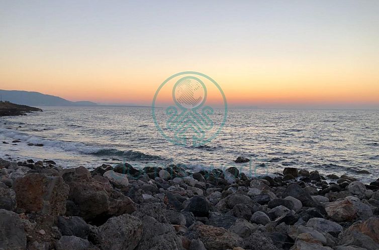 Geschakelde woning in Sisi