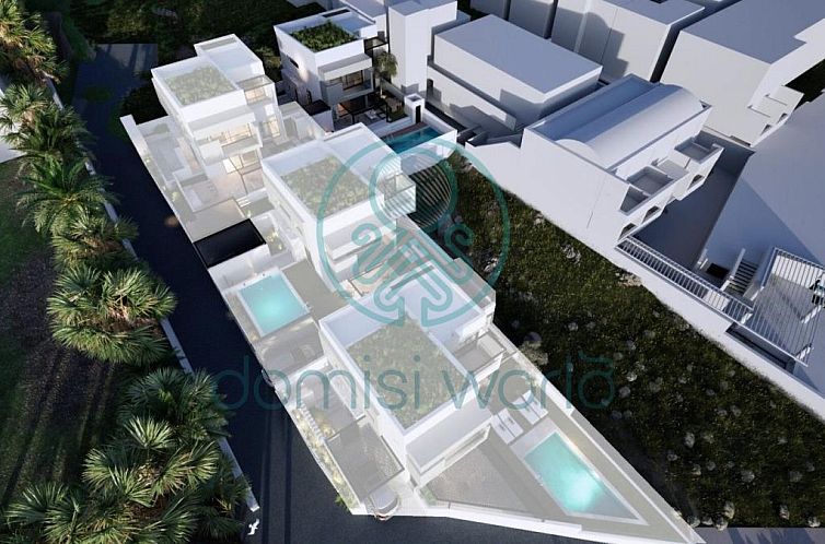 Geschakelde woning in Sisi