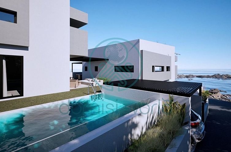 Geschakelde woning in Sisi