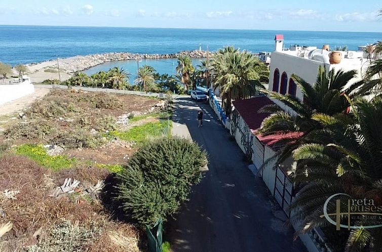 Vrijstaande woning in Sisi