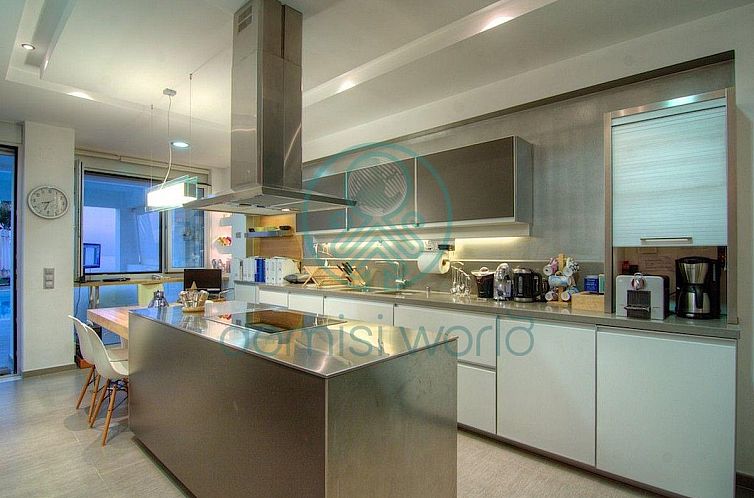 Vrijstaande woning in Sfakaki