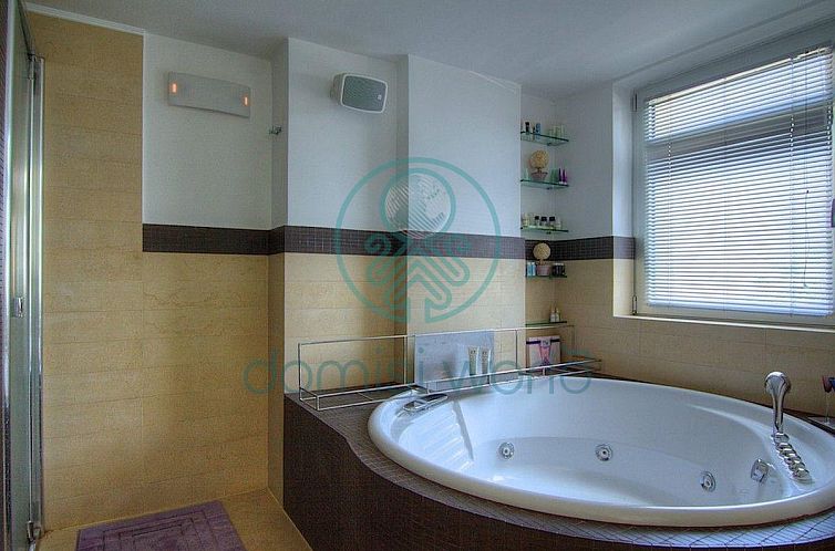 Vrijstaande woning in Sfakaki