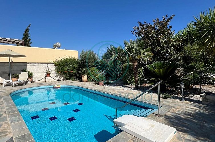 Geschakelde woning in loutra